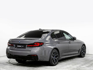 2022 BMW 5 серии 530e VII (G30/G31/G38) Рестайлинг, серый, 5400000 рублей, вид 4