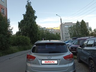 2014 Hyundai ix35 I Рестайлинг, серебристый, 1299000 рублей, вид 4