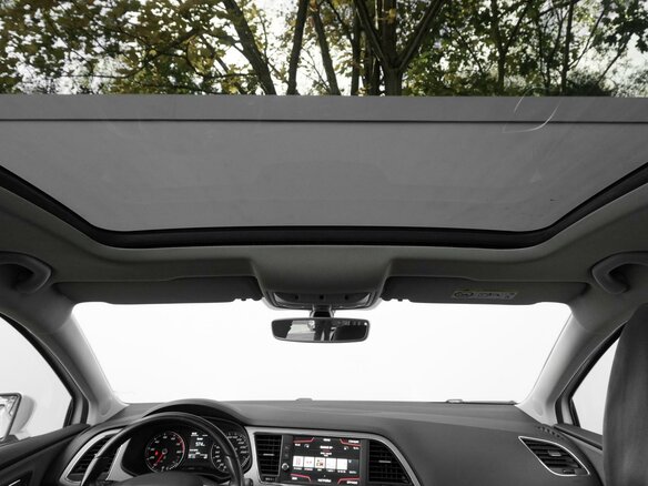 2020 SEAT Leon III Рестайлинг, белый, 2049000 рублей - вид 21
