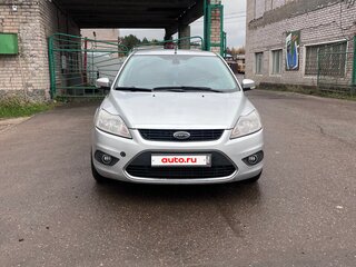 2008 Ford Focus II Рестайлинг, серебристый, 500000 рублей, вид 1