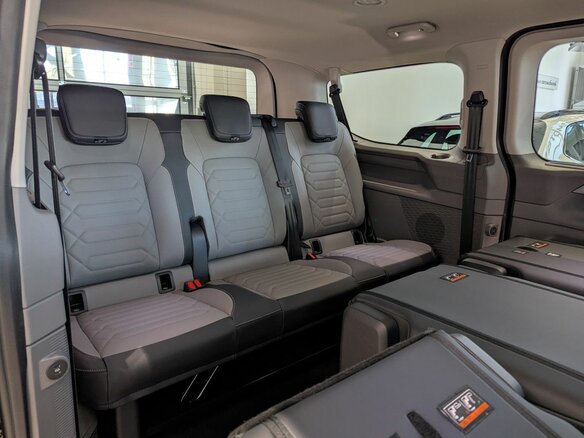 2025 Volkswagen Caravelle T7, чёрный, 10490000 рублей - вид 28