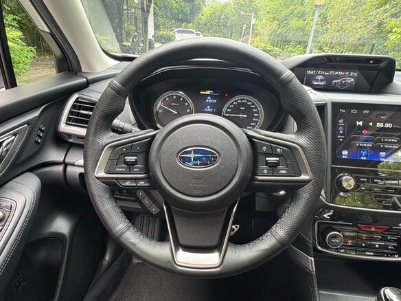 2021 Subaru Forester V, белый - вид 9