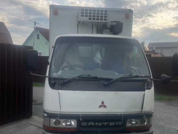 2000 Fuso (Mitsubishi) Canter, белый, 1000000 рублей - вид 1