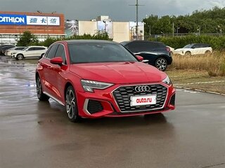 2023 Audi A3 Sportback 35 TFSI IV (8Y), красный, 1780000 рублей, вид 1