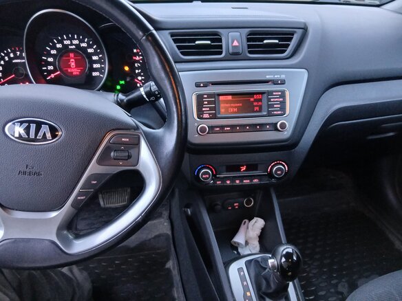 2015 Kia Rio III Рестайлинг, голубой - вид 14