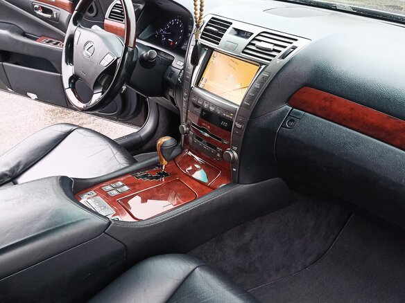 2008 Lexus LS 460 IV, серый, 1150000 рублей - вид 17