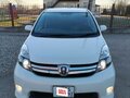 2013 Toyota ISis I Рестайлинг, белый, 1700000 рублей