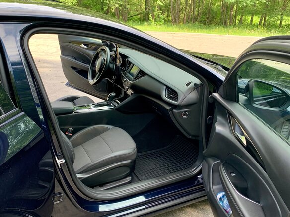 2020 Opel Insignia II, синий, 1715000 рублей - вид 13
