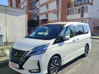 2019 Nissan Serena V (C27) Рестайлинг, белый, 2400000 рублей, вид 2