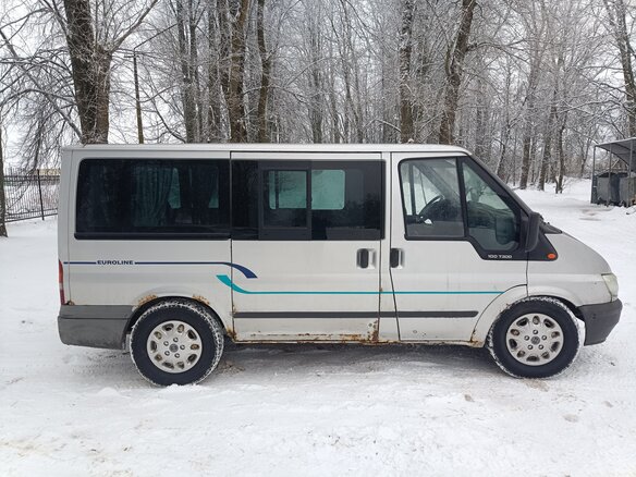 2005 Ford Tourneo, серебристый, 500000 рублей - вид 3