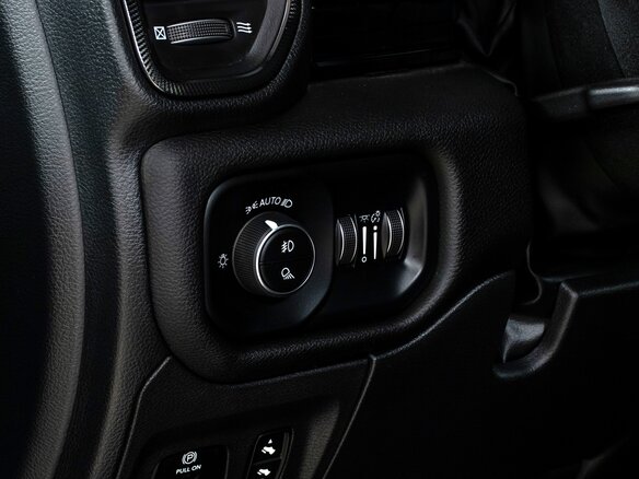 2026 Ram 1500 Crew Cab V Рестайлинг, синий - вид 14