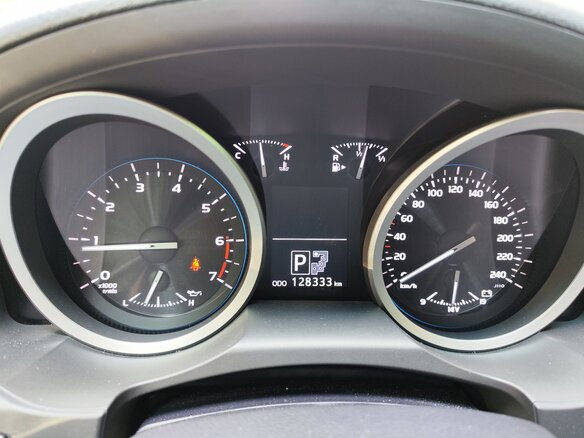 2013 Toyota Land Cruiser 200 Series Рестайлинг 1, чёрный, 4749000 рублей - вид 12