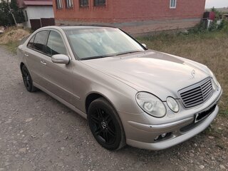 2003 Mercedes-Benz E-Класс 200 III (W211, S211), серый, 900000 рублей, вид 1