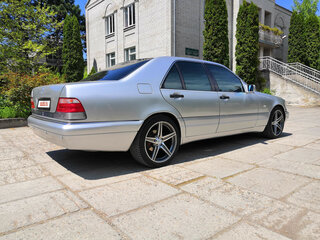1998 Mercedes-Benz S-Класс 320 III (W140) Рестайлинг, серебристый, 470000 рублей, вид 4