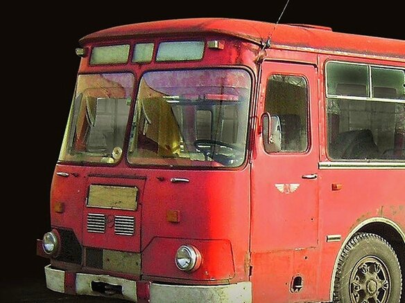 1988 ЛиАЗ 677, красный