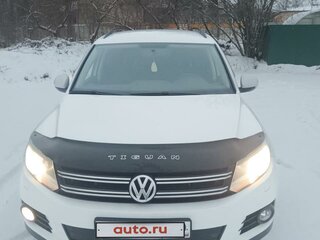 2014 Volkswagen Tiguan I Рестайлинг, белый, 1450000 рублей, вид 1