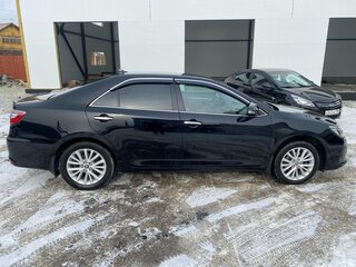2017 Toyota Camry VII (XV50) Рестайлинг 2, чёрный, 2600000 рублей, вид 2