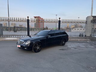 2009 Mercedes-Benz E-Класс 200 III (W211, S211) Рестайлинг, чёрный, 730000 рублей, вид 4