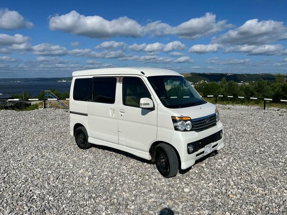 2013 Daihatsu Atrai V Рестайлинг, белый, 760000 рублей - вид 1