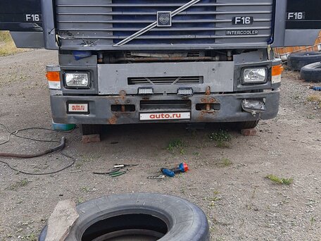 1991 Volvo F-Series, чёрный, 900000 рублей, вид 1