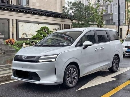 2026 Wuling Starlight 730, серебристый, 2750000 рублей, вид 1