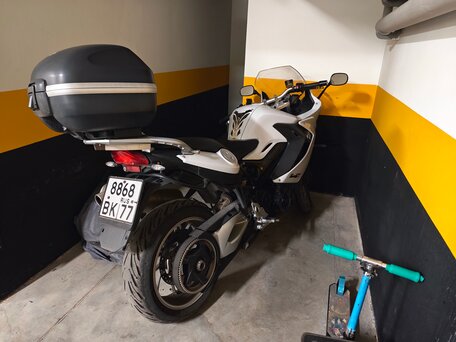 2013 BMW F 800 GT, белый, 650000 рублей, вид 3
