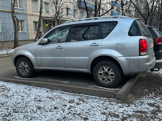 2005 SsangYong Rexton I, серебристый, 750000 рублей, вид 5
