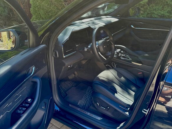 2024 Geely Monjaro I, чёрный, 3690000 рублей - вид 4