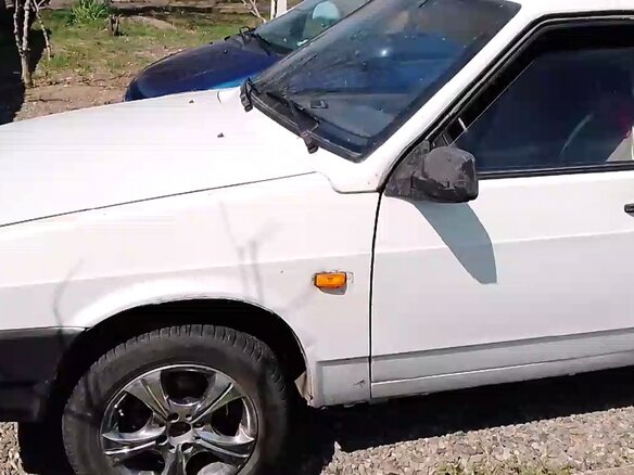 1996 Lada (ВАЗ) 21099, белый, 250000 рублей - вид 3