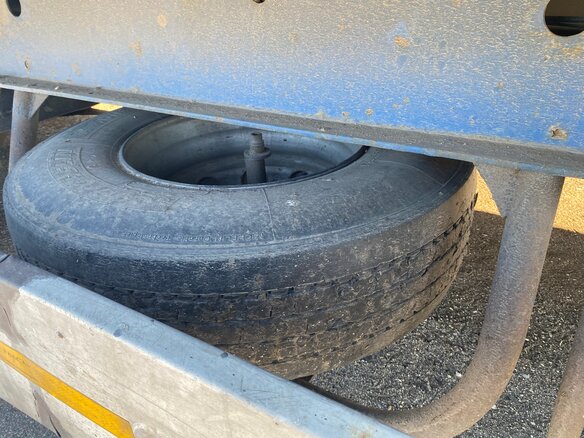 1997 Volvo FH, синий, 2000000 рублей - вид 17