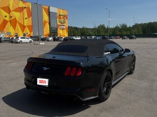 2017 Ford Mustang VI, чёрный, 3200000 рублей, вид 5