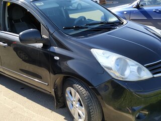 2011 Nissan Note I Рестайлинг, чёрный, 825000 рублей, вид 1
