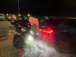 2022 Yamaha MT-09 Tracer (FJ-09), серебристый, 1299999 рублей, вид 3