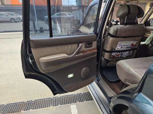 1996 Toyota Land Cruiser 80 Series Рестайлинг, зелёный, 1700000 рублей - вид 31