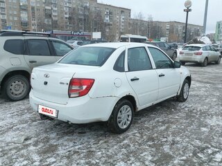 2015 Lada (ВАЗ) Granta I, белый, 250000 рублей, вид 4
