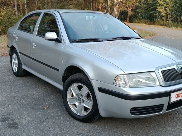 2001 Skoda Octavia I (A4) Рестайлинг, серебристый, 461999 рублей - вид 13