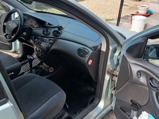 2003 Ford Focus I Рестайлинг, серебристый, 200000 рублей, вид 5