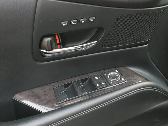 2012 Lexus RX 270 III Рестайлинг, белый, 1950000 рублей - вид 10