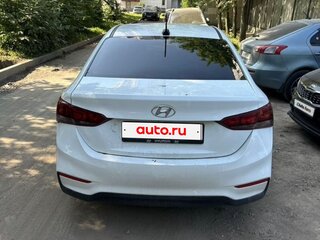 2019 Hyundai Solaris II, белый, 800000 рублей, вид 5