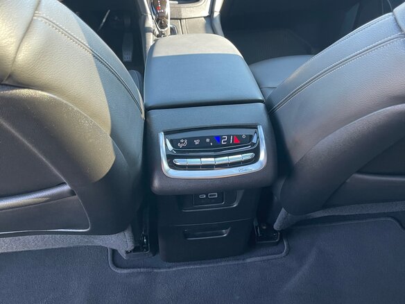 2020 Cadillac XT6 I, белый, 3100000 рублей - вид 25