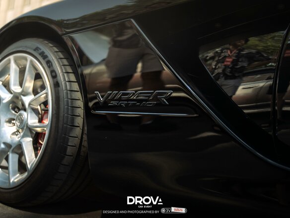 2005 Dodge Viper SRT-10 III, чёрный - вид 11