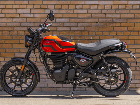 2026 Royal Enfield Hunter, красный - вид 1