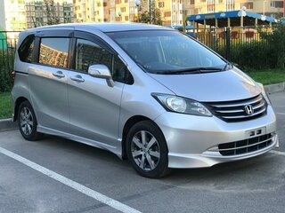 2011 Honda Freed I, серебристый, 980000 рублей, вид 1