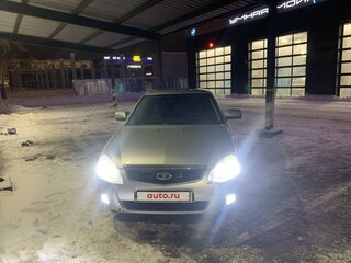 2014 Lada (ВАЗ) Priora I Рестайлинг, серебристый, 650000 рублей, вид 3