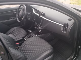 2021 Kia Rio IV Рестайлинг, чёрный, 1699000 рублей, вид 5