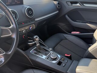 2013 Audi A3 III (8V), белый, 1500000 рублей, вид 3