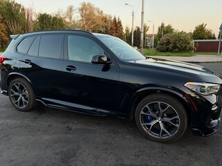 2019 BMW X5 40i IV (G05/G18), чёрный, 6700000 рублей, вид 3