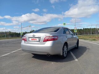 2011 Toyota Camry VI (XV40) Рестайлинг, серебристый, 1330000 рублей, вид 4