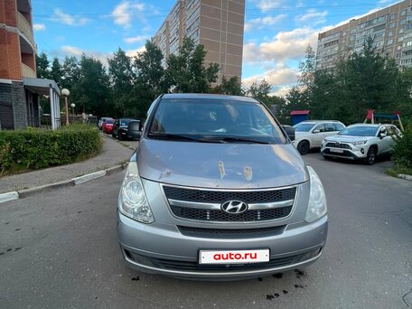 2011 Hyundai Grand Starex I, серый, 950000 рублей, вид 1