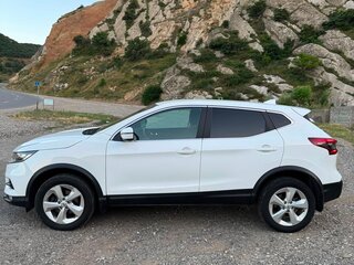 2019 Nissan Qashqai II Рестайлинг, белый, 1300000 рублей, вид 4